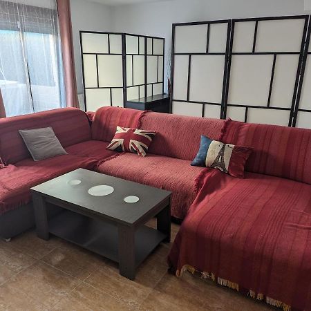 Ferienwohnung Vivienda Compartida Con Ambiente Familiar Sesena Exterior foto