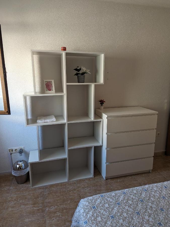Ferienwohnung Vivienda Compartida Con Ambiente Familiar Sesena Exterior foto